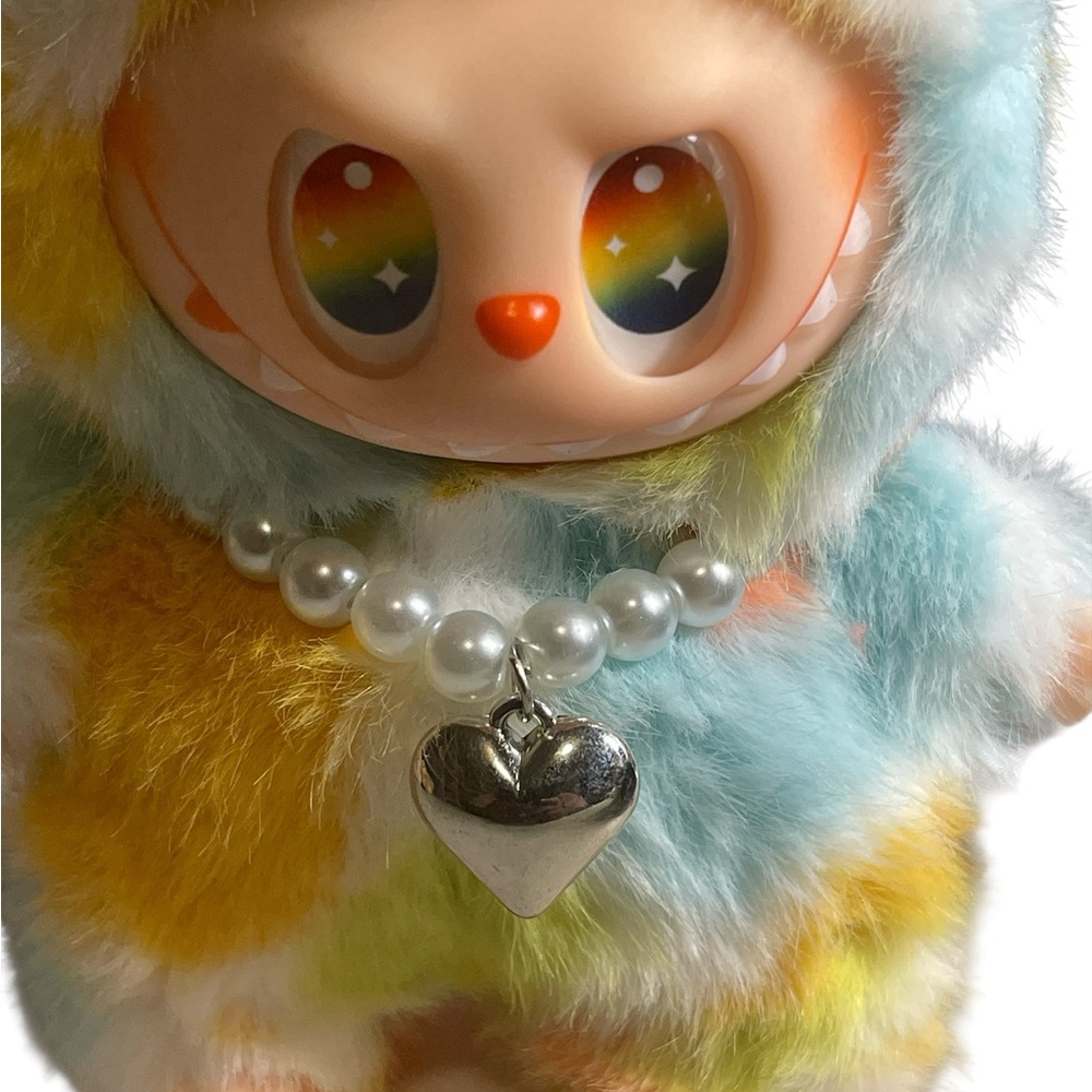 Adorable Multi-Color Labubu/Lafufu Plush Keychain with Necklace - Picture 3 of 5